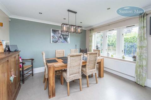 3 Towngate Grove, Worrall, Sheffield, S35 0BE