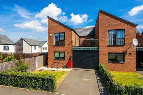 96 Buchanan Road, Sheffield, S5 8AN