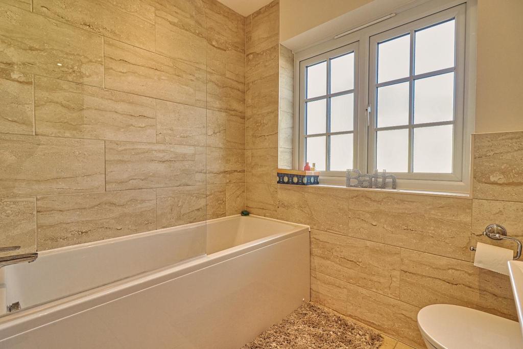 Luxury house bathroom
