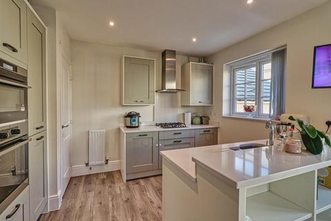 36 Bletchley Road, Horsforth, Leeds, LS18 4FG