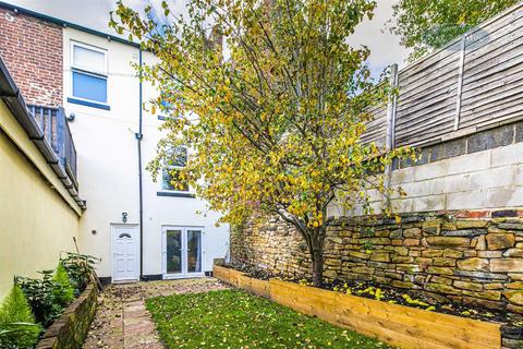 62 Langsett Road, Sheffield, S6 2UB