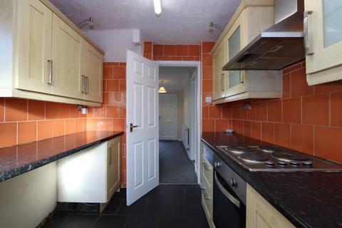27 Arnold Avenue, Gonerby Hill Foot, Grantham, NG31 8HN