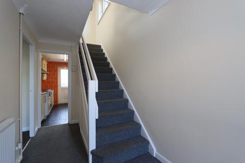 27 Arnold Avenue, Gonerby Hill Foot, Grantham, NG31 8HN