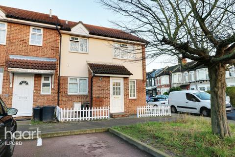 17 Lancaster Place, Ilford, IG1 2XH