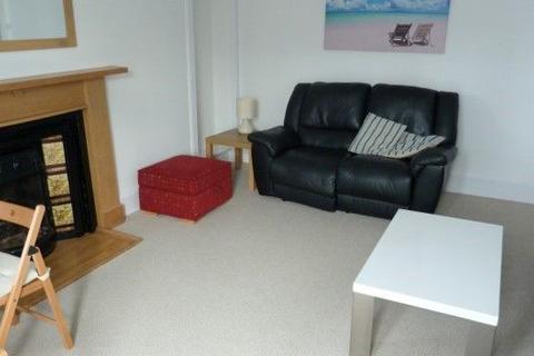 2 bedroom flat to rent, High Street, Lossiemouth