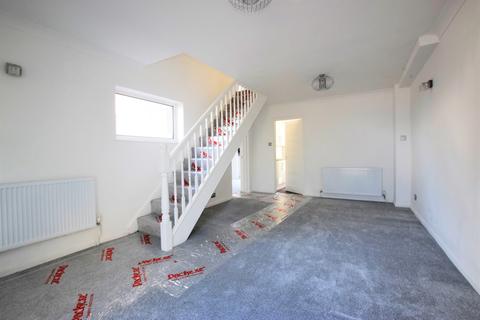 35 Palmerston Drive, Exeter, EX4 2JA