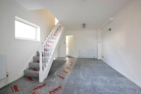 35 Palmerston Drive, Exeter, EX4 2JA