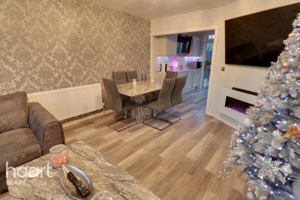 Lutterworth Road, Blaby 3 bed semidetached house £295,000