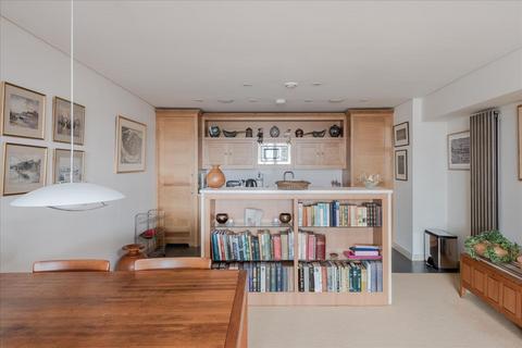 3 bedroom apartment for sale, Frobisher Crescent, Barbican, London, EC2Y