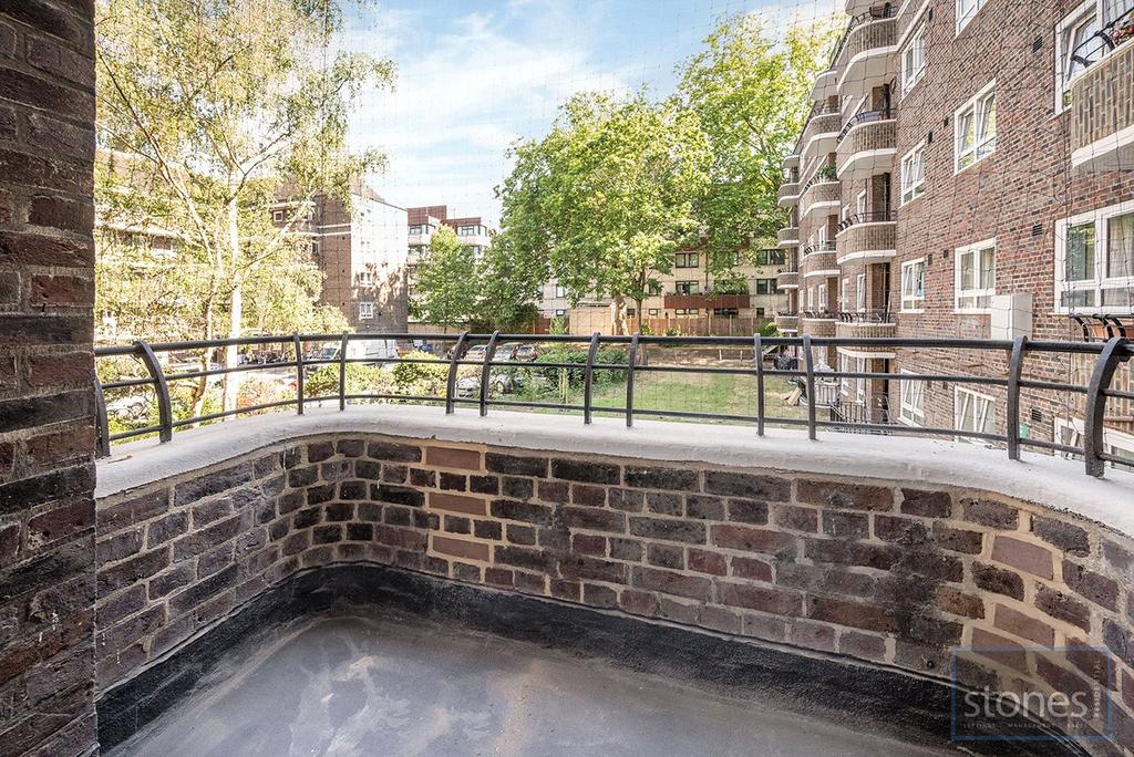 Apartment in London - View 2