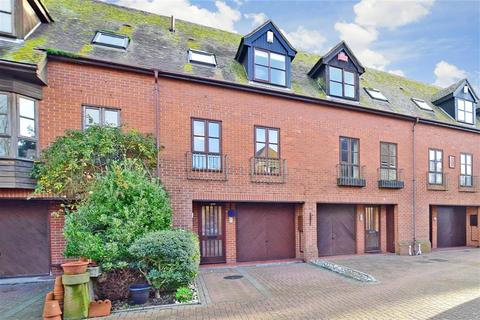 7 Claridge Mews, Hythe, CT21 5BQ