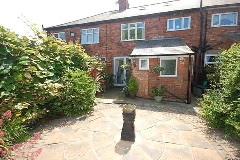 3 bedroom terraced house to rent - Lambert Road, Grimsby, N E Lincolnshire, DN32