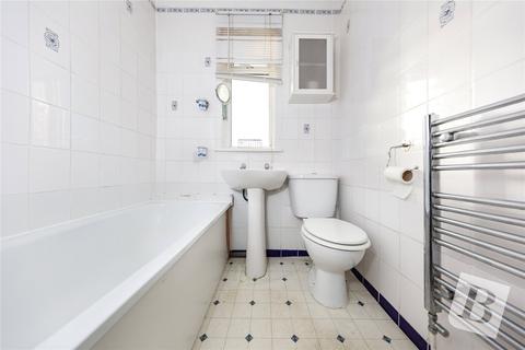 6 Benets Road, Hornchurch, RM11 3PS