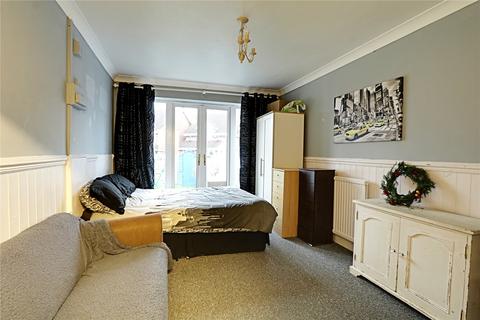5 Nettleton Garth, Burstwick, Hull, HU12 9DY
