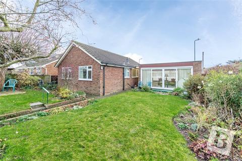 12 Flowerhill Way, Istead Rise, Gravesend, DA13 9DG