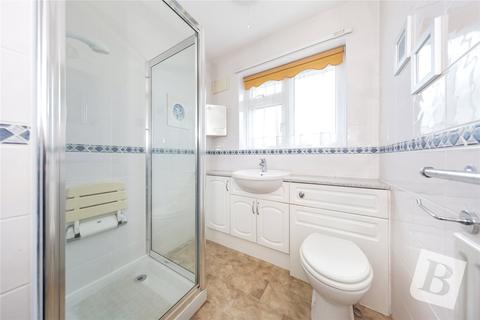 12 Flowerhill Way, Istead Rise, Gravesend, DA13 9DG