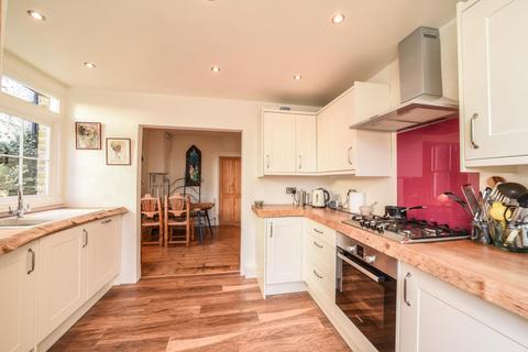 16 Montem Road, New Malden, KT3 3QW
