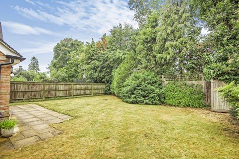 48 Gaviots Way, Gerrards Cross, SL9 7DX