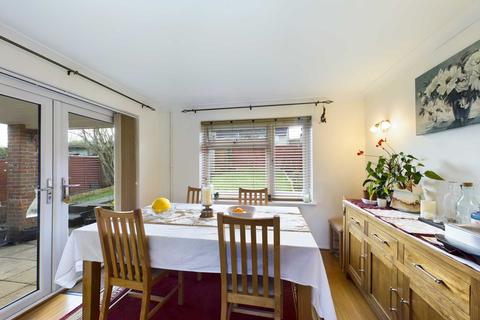 10 Jocketts Hill, Hemel Hempstead, HP1 2JT