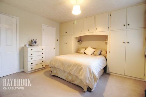 15 Burncross Drive, Chapeltown, Sheffield, S35 1DJ