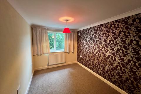 2 bedroom flat to rent, University Court, Grantham, NG31