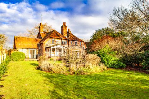Apple Tree Cottage Pangbourne Road, Upper Basildon, Reading, RG8 8LN