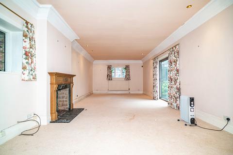 Apple Tree Cottage Pangbourne Road, Upper Basildon, Reading, RG8 8LN