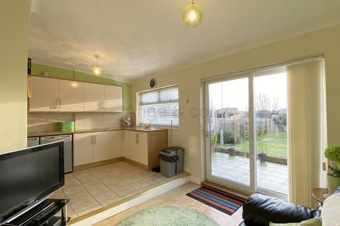 13 Durban Road, Lowestoft, NR33 0UH
