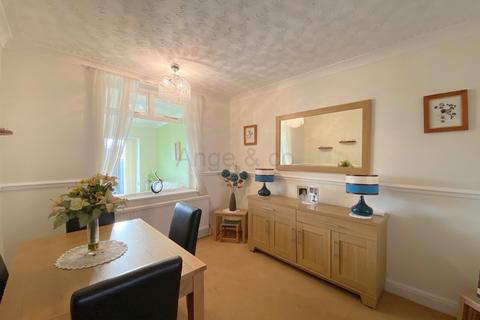 13 Durban Road, Lowestoft, NR33 0UH