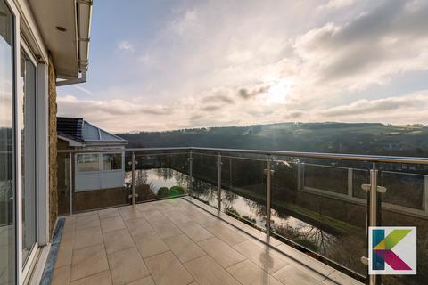 12 Barmeadow, Dobcross, Oldham, OL3 5QW