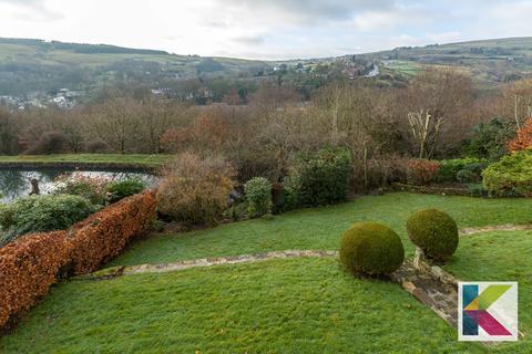 12 Barmeadow, Dobcross, Oldham, OL3 5QW