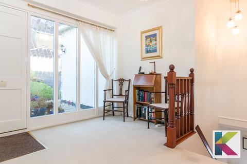 12 Barmeadow, Dobcross, Oldham, OL3 5QW
