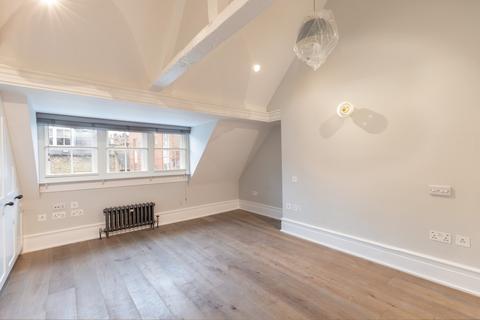 2 bedroom apartment to rent, Monmouth Street, Covent Garden WC2