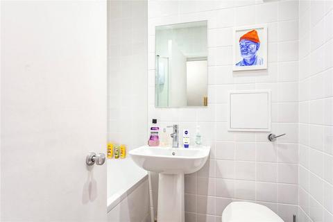 Flat 15, Waterloo Gardens Milner Square, London, N1 1TY
