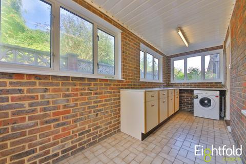4 bedroom house share to rent - Crespin Way, Brighton