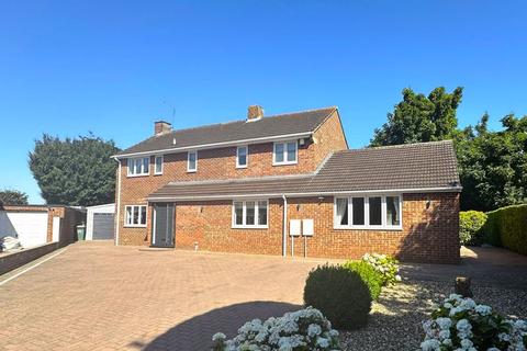 4 bedroom detached house for sale, Laburnum Grove, Banbury