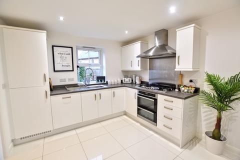 1 Butterfly Close, Buckingham, MK18 7RU