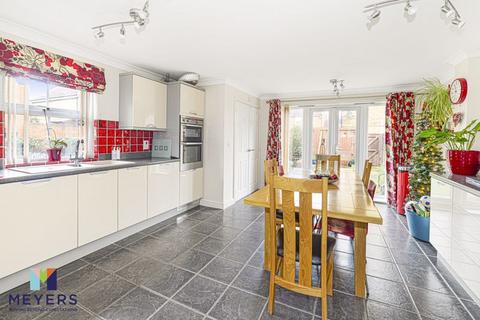 3 bedroom end of terrace house for sale, 18 Wilkins Gardens, Charminster, BH8