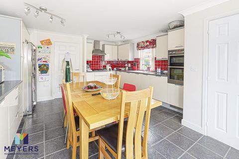 3 bedroom end of terrace house for sale, 18 Wilkins Gardens, Charminster, BH8