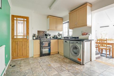7 Avon Close, Rochford, SS4 3AB