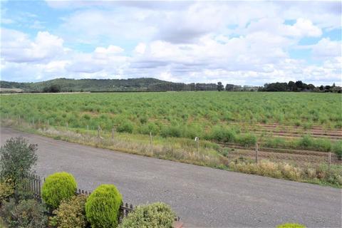 3 Sidings Lane, Charlton, Pershore, WR10 3LA