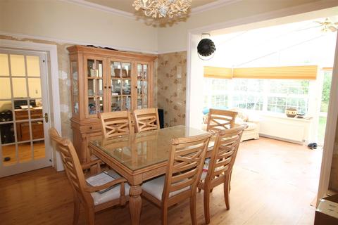 16 Meads Road, Bexhill-on-sea, TN39 4SY