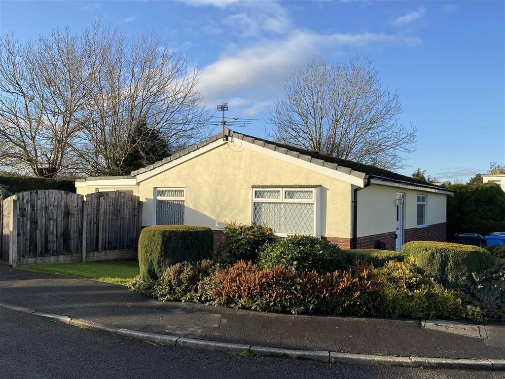 Cardwell Close, Warton 3 bed detached bungalow for sale £220,000