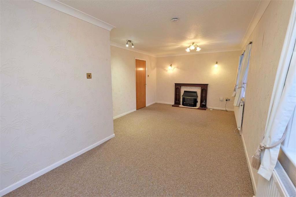 Cardwell Close, Warton 3 bed detached bungalow £220,000