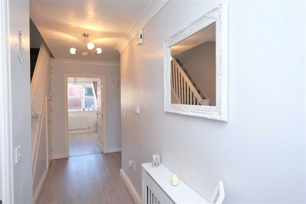 Tanners Way, Cypress Point 4 bed mews £244,950