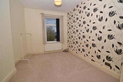 7 Beech Square, Clayton, Bradford, BD14 6BX