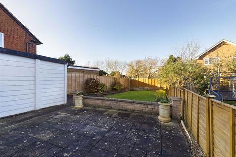 25 Drayton Close, Swindon Village, Cheltenham, GL51 9QB