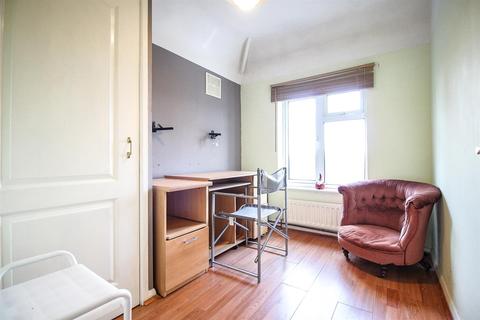 11 Cedar Park Road, Redditch, B97 6HP
