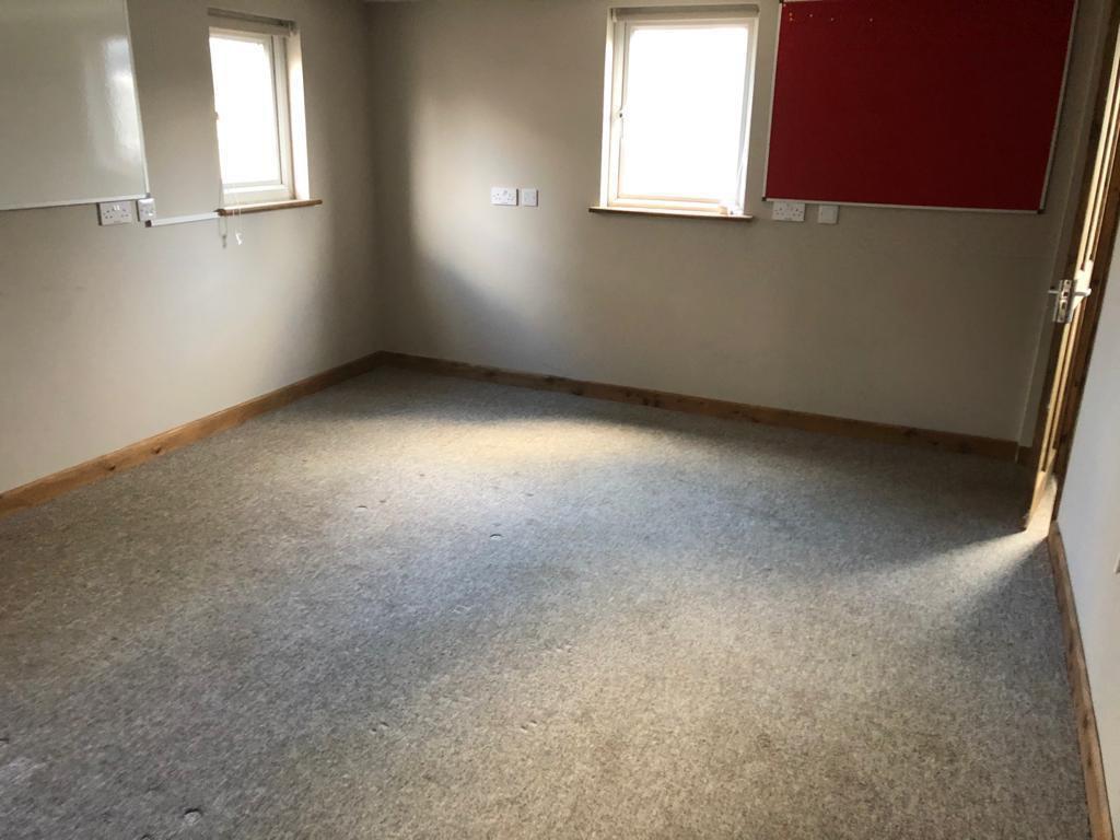Office area (20m2)