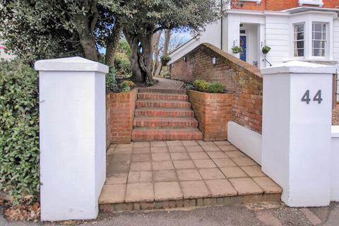 44 Bartholomew Lane, Hythe, CT21 4BX